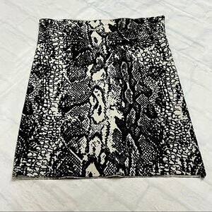 Poof Bodycon Skirt S NWOT